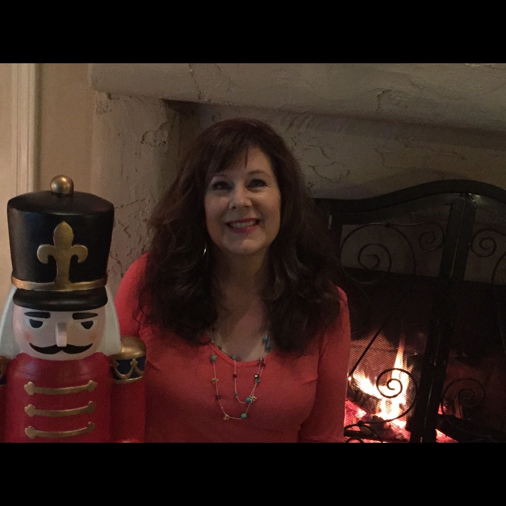 Meet your Posher, Rebecca